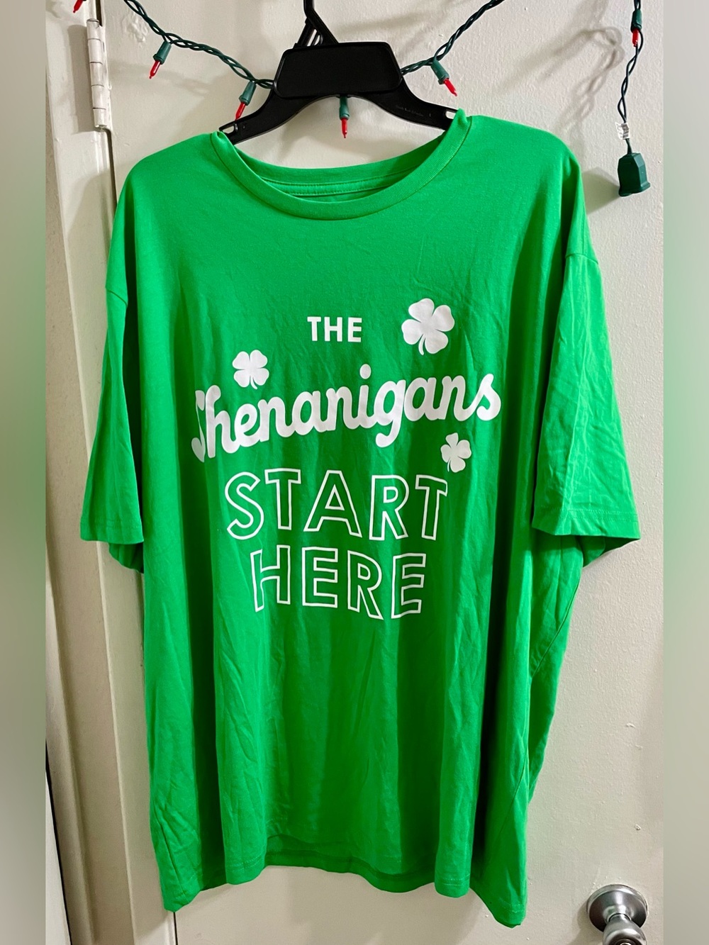 NWT Hybrid Mens 2XB Big & Tall St Patricks Day The Shenanigans Start Here Tee